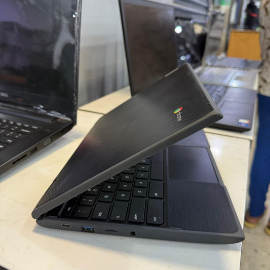 Lenovo 300e 2nd Gen 2-in-1 Laptop - 360° Touch - 4GB RAM 32GB ROM